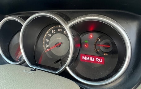 Nissan Tiida, 2005 год, 450 000 рублей, 13 фотография