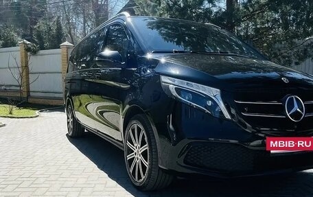 Mercedes-Benz V-Класс, 2022 год, 11 000 000 рублей, 18 фотография