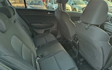 KIA Sportage IV рестайлинг, 2018 год, 2 190 000 рублей, 7 фотография