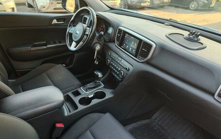KIA Sportage IV рестайлинг, 2018 год, 2 190 000 рублей, 6 фотография