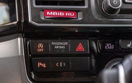 Volkswagen Multivan T6 рестайлинг, 2018 год, 3 800 000 рублей, 22 фотография