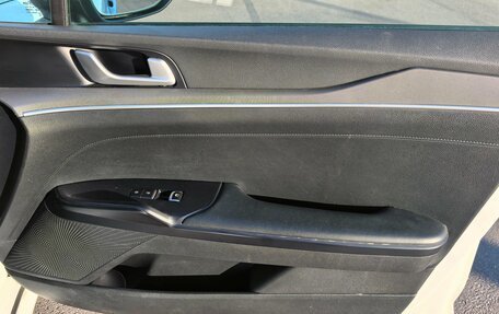 KIA K5, 2020 год, 1 670 000 рублей, 15 фотография