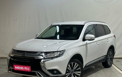 Mitsubishi Outlander III рестайлинг 3, 2020 год, 2 290 000 рублей, 1 фотография