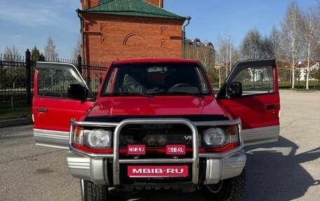 Mitsubishi Pajero III рестайлинг, 1995 год, 820 000 рублей, 1 фотография