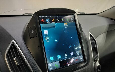 Hyundai ix35 I рестайлинг, 2011 год, 970 000 рублей, 15 фотография