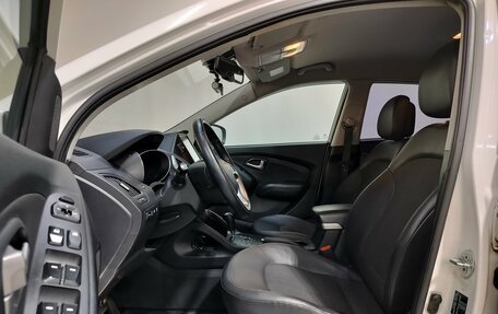 Hyundai ix35 I рестайлинг, 2011 год, 970 000 рублей, 19 фотография