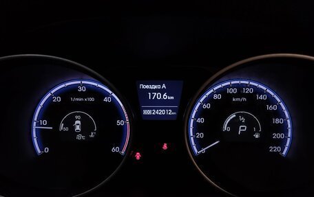 Hyundai ix35 I рестайлинг, 2011 год, 970 000 рублей, 23 фотография
