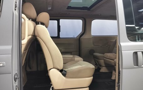 Hyundai Grand Starex Grand Starex I рестайлинг 2, 2011 год, 1 240 000 рублей, 18 фотография