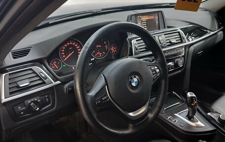 BMW 3 серия, 2017 год, 1 560 000 рублей, 9 фотография