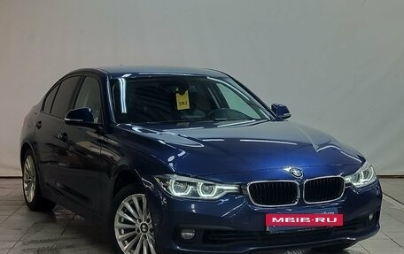 BMW 3 серия, 2017 год, 1 560 000 рублей, 3 фотография
