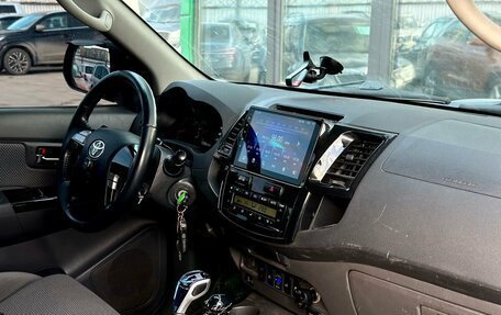 Toyota Hilux VII, 2013 год, 2 449 000 рублей, 13 фотография