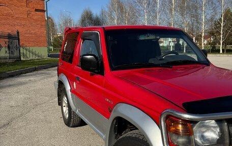 Mitsubishi Pajero III рестайлинг, 1995 год, 820 000 рублей, 14 фотография