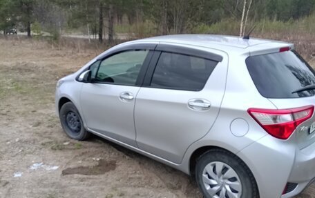 Toyota Vitz, 2019 год, 1 310 000 рублей, 6 фотография