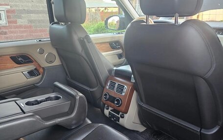Land Rover Range Rover IV рестайлинг, 2018 год, 7 500 000 рублей, 9 фотография