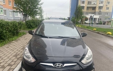 Hyundai Solaris II рестайлинг, 2011 год, 490 000 рублей, 4 фотография