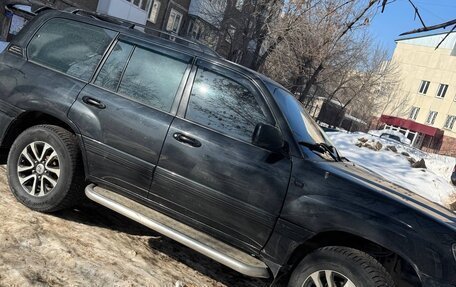 Toyota Land Cruiser 100 рестайлинг 2, 2003 год, 2 760 000 рублей, 2 фотография