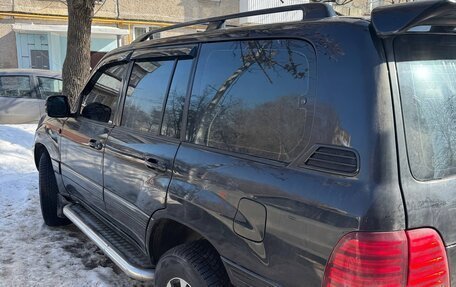 Toyota Land Cruiser 100 рестайлинг 2, 2003 год, 2 760 000 рублей, 4 фотография