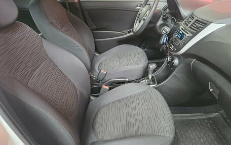 Hyundai Solaris II рестайлинг, 2016 год, 1 050 000 рублей, 12 фотография