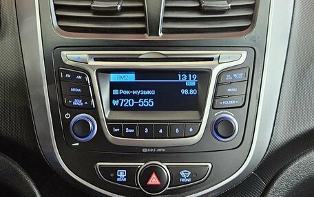 Hyundai Solaris II рестайлинг, 2016 год, 1 050 000 рублей, 14 фотография