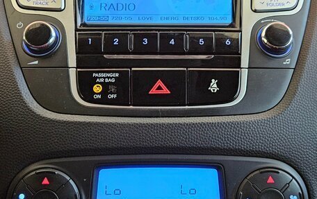 Hyundai ix35 I рестайлинг, 2012 год, 970 000 рублей, 14 фотография