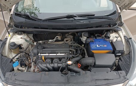 Hyundai Solaris II рестайлинг, 2011 год, 724 000 рублей, 18 фотография