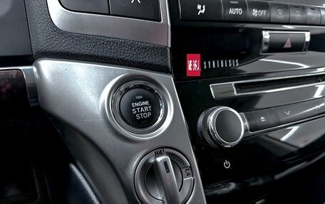 Toyota Land Cruiser 200, 2012 год, 4 510 000 рублей, 22 фотография