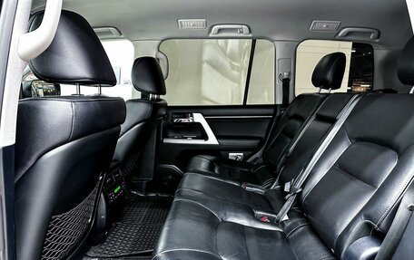 Toyota Land Cruiser 200, 2012 год, 4 510 000 рублей, 30 фотография