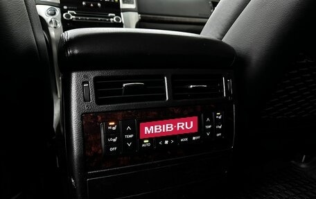 Toyota Land Cruiser 200, 2012 год, 4 510 000 рублей, 32 фотография