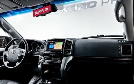 Toyota Land Cruiser 200, 2012 год, 4 510 000 рублей, 28 фотография