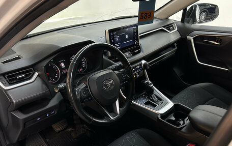 Toyota RAV4, 2019 год, 2 520 000 рублей, 7 фотография