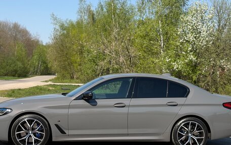 BMW 5 серия, 2021 год, 7 450 000 рублей, 2 фотография