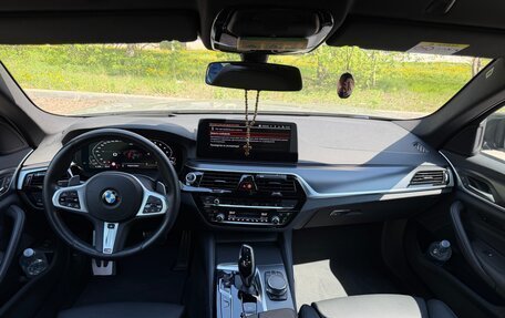 BMW 5 серия, 2021 год, 7 450 000 рублей, 10 фотография