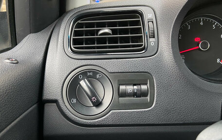 Volkswagen Polo VI (EU Market), 2018 год, 1 235 000 рублей, 17 фотография