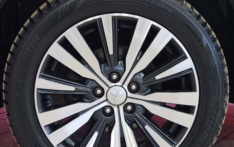 Mitsubishi Outlander III рестайлинг 3, 2018 год, 1 920 000 рублей, 21 фотография