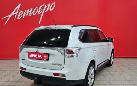 Mitsubishi Outlander III рестайлинг 3, 2013 год, 1 125 000 рублей, 5 фотография