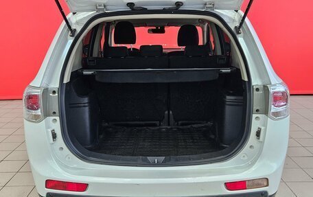 Mitsubishi Outlander III рестайлинг 3, 2013 год, 1 125 000 рублей, 17 фотография
