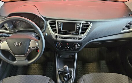 Hyundai Solaris II рестайлинг, 2018 год, 1 125 000 рублей, 9 фотография