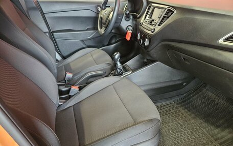 Hyundai Solaris II рестайлинг, 2018 год, 1 125 000 рублей, 11 фотография
