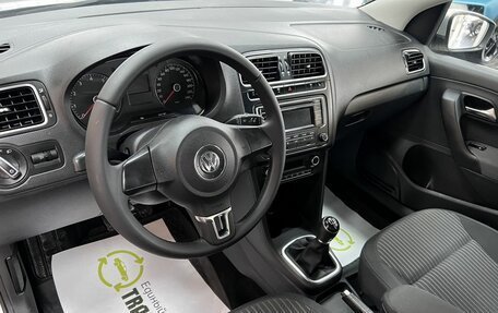 Volkswagen Polo VI (EU Market), 2013 год, 945 000 рублей, 9 фотография