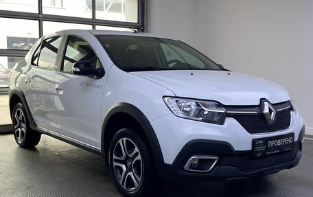 Renault Logan II, 2018 год, 1 199 000 рублей, 3 фотография