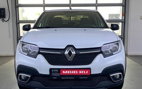 Renault Logan II, 2018 год, 1 199 000 рублей, 2 фотография