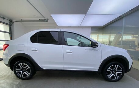 Renault Logan II, 2018 год, 1 199 000 рублей, 5 фотография