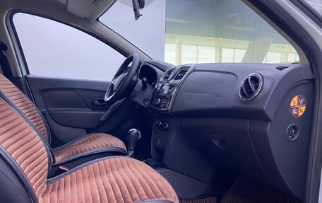 Renault Logan II, 2018 год, 1 199 000 рублей, 13 фотография
