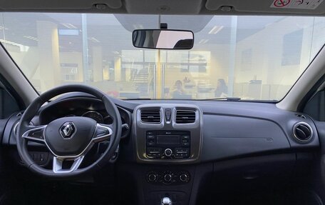 Renault Logan II, 2018 год, 1 199 000 рублей, 17 фотография