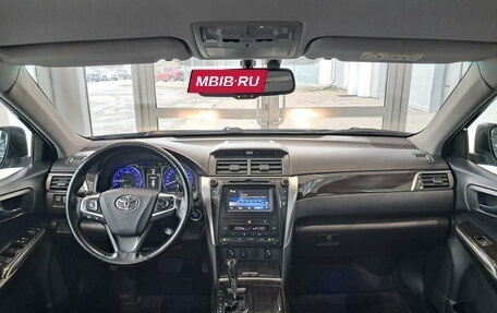 Toyota Camry, 2015 год, 1 948 000 рублей, 14 фотография