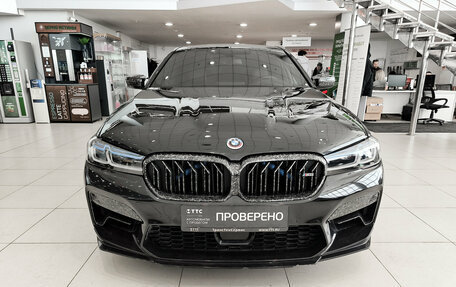 BMW 5 серия, 2018 год, 3 580 000 рублей, 2 фотография