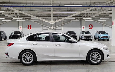BMW 3 серия, 2019 год, 3 010 000 рублей, 4 фотография