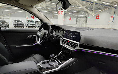 BMW 3 серия, 2019 год, 3 010 000 рублей, 11 фотография
