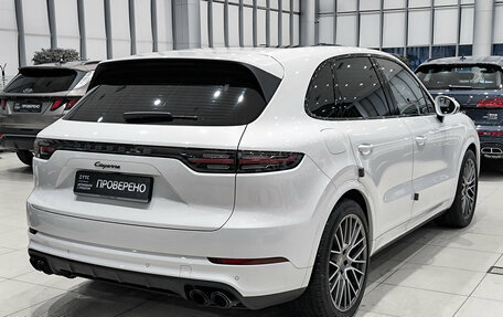 Porsche Cayenne III, 2022 год, 11 650 000 рублей, 5 фотография