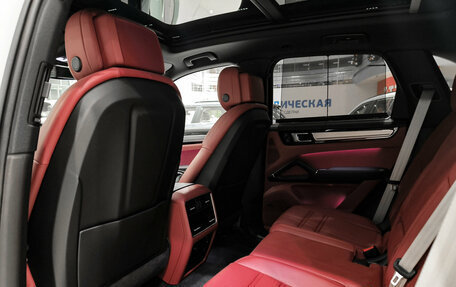 Porsche Cayenne III, 2022 год, 11 650 000 рублей, 12 фотография